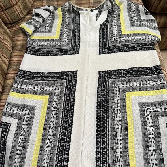 BCBGMaxAzria Black and White Pencil Mini Skirt - Picture 2 of 6